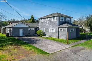 137 Aden St SW, Castle Rock, WA 98611 - Photo 2