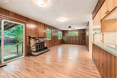 9832 N Van Houten Ave, Portland, OR 97203 - Photo 10