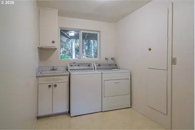 4072 Normandy Way, Eugene, OR 97405 - Photo 26