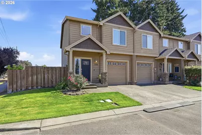 1738 N Manzanita St, Canby, OR 97013 - Photo 2