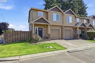1738 N Manzanita St, Canby, OR 97013 - Photo 2