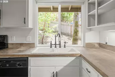 5329 Donald St, Eugene, OR 97405 - Photo 14