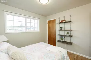 1168 Pleasant St, Springfield, OR 97477 - Photo 18