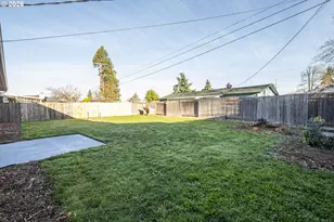 1168 Pleasant St, Springfield, OR 97477 - Photo 24