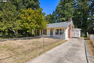 203 Eluria St, Oregon City, OR 97045 - Photo 2