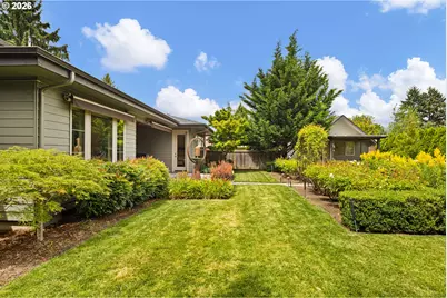 1595 Victorian Way, Eugene, OR 97401 - Photo 32