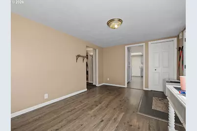 56 NE 192nd Ave, Portland, OR 97230 - Photo 4