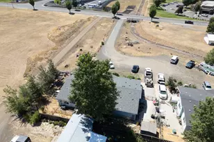 1366 S Columbus Ave, Goldendale, WA 98620 - Photo 4