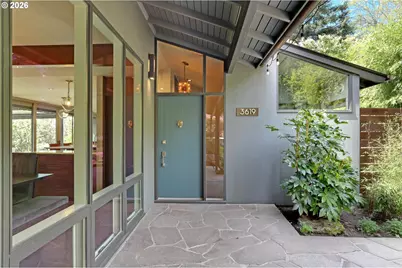 3619 SW 50th Ave, Portland, OR 97221 - Photo 4