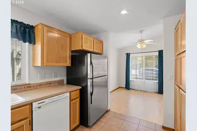 13853 SE Red Sunset Ave, Clackamas, OR 97015 - Photo 4