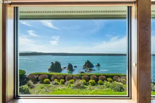 14580 Harborview Dr, Rockaway Beach, OR 97136 - Photo 10