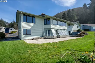 14580 Harborview Dr, Rockaway Beach, OR 97136 - Photo 4