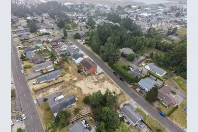 00 Ash St, North Bend, OR 97459 - Photo 4