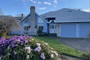 325 N Peacock Ct, Newberg, OR 97132 - Photo 1