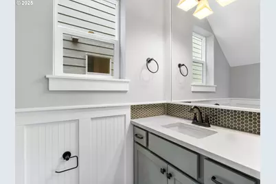 4591 N Haight Ave, Portland, OR 97217 - Photo 6