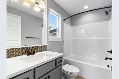 4591 N Haight Ave, Portland, OR 97217 - Photo 8