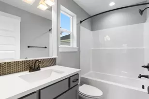 4591 N Haight Ave, Portland, OR 97217 - Photo 8