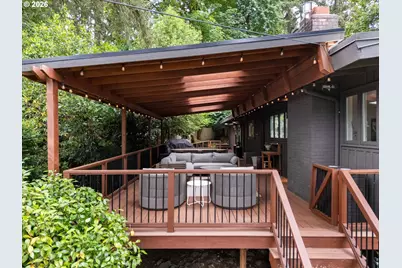 570 Middlecrest Rd, Lake Oswego, OR 97034 - Photo 2