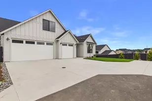 4212 N Luna Ln, Ridgefield, WA 98642 - Photo 2