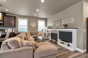 459 NE 81st Ave, Hillsboro, OR 97006 - Photo 16