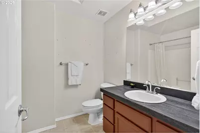 3226 NE 165th Ln, Portland, OR 97230 - Photo 32