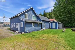 100 Commercial Ave, Gardiner, OR 97441 - Photo 18