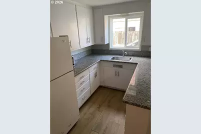 100 Commercial Ave, Gardiner, OR 97441 - Photo 16