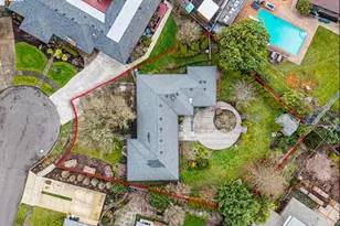 280 Regal Ct, Eugene, OR 97401 - Photo 38