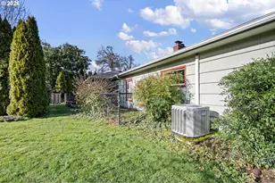 280 Regal Ct, Eugene, OR 97401 - Photo 36