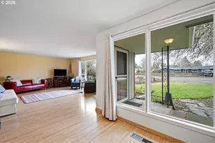 280 Regal Ct, Eugene, OR 97401 - Photo 10