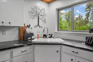 28430 Kingsbury, Lebanon, OR 97355 - Photo 22