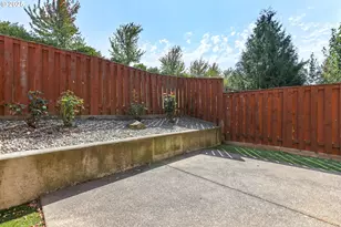10076 SE Old Town Ct, Happy Valley, OR 97086 - Photo 20