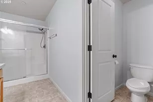 10076 SE Old Town Ct, Happy Valley, OR 97086 - Photo 32