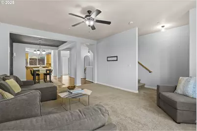 10076 SE Old Town Ct, Happy Valley, OR 97086 - Photo 8