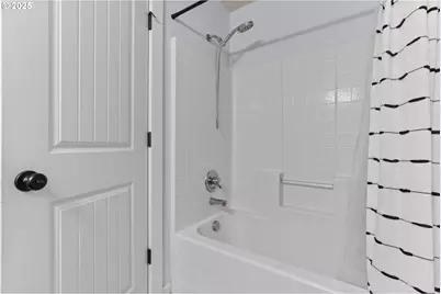 10076 SE Old Town Ct, Happy Valley, OR 97086 - Photo 36