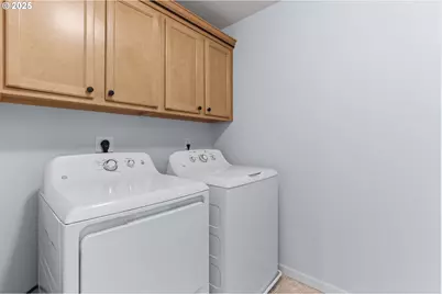 10076 SE Old Town Ct, Happy Valley, OR 97086 - Photo 40