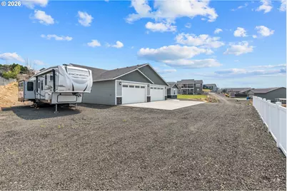 417 SW Quinney Pl, Pendleton, OR 97801 - Photo 4