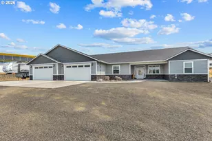 417 SW Quinney Pl, Pendleton, OR 97801 - Photo 2