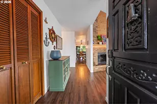 265 Waldorf Cir, Astoria, OR 97103 - Photo 8