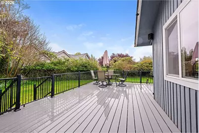 265 Waldorf Cir, Astoria, OR 97103 - Photo 30