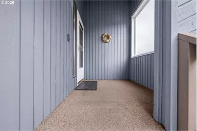 265 Waldorf Cir, Astoria, OR 97103 - Photo 2