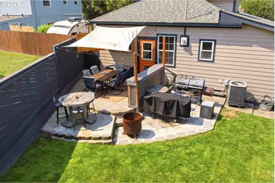 1008 J St, The Dalles, OR 97058 - Photo 4