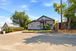 1008 J St, The Dalles, OR 97058 - Photo 2
