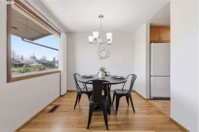 1383 Thompson Rd, Woodburn, OR 97071 - Photo 8