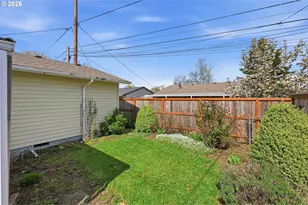 1383 Thompson Rd, Woodburn, OR 97071 - Photo 20