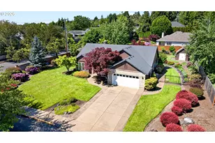 211 NW West Hills Dr, McMinnville, OR 97128 - Photo 2