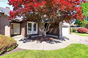211 NW West Hills Dr, McMinnville, OR 97128 - Photo 8