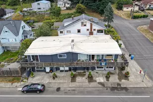 582 Winchester Ave, Reedsport, OR 97467 - Photo 6