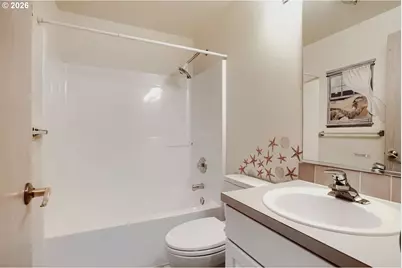 3237 SW Caraway Ct, Portland, OR 97219 - Photo 30
