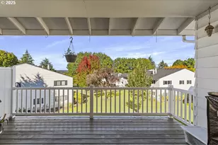 14850 NE Rose Pkwy, Portland, OR 97230 - Photo 16